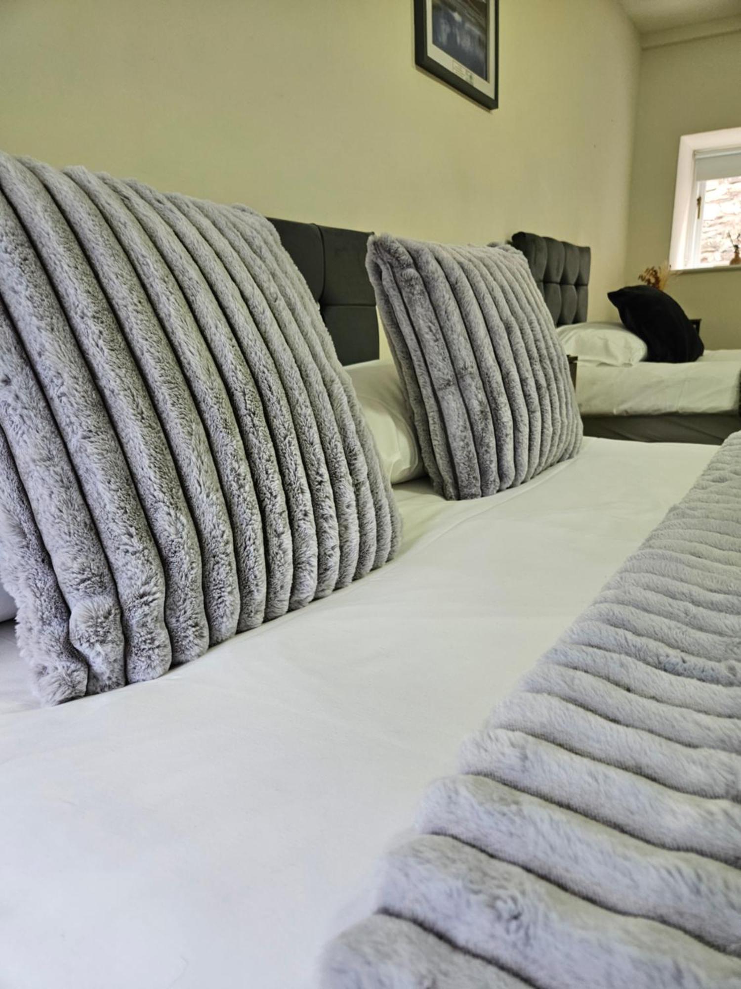 The Beacons Guest House Brecon Zewnętrze zdjęcie